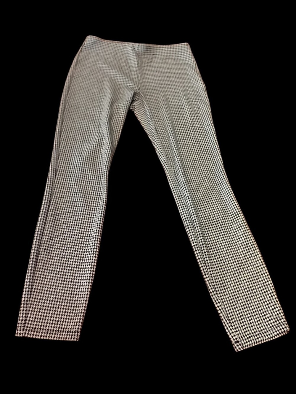 Joe Benbasset Black and White Houndstooth Knit Pants